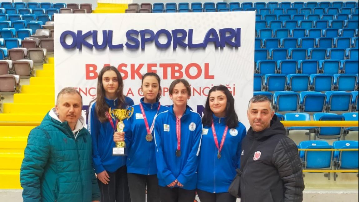 3x3 Basketbol Yıldız Kız Takımımız Trabzon Şampiyonu