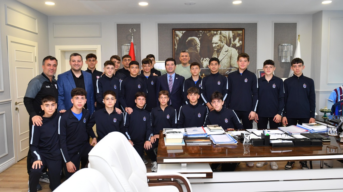 Ortahisar Belediye Başkanı Sayın Ahmet KAYA'yı Ziyaret Ettik