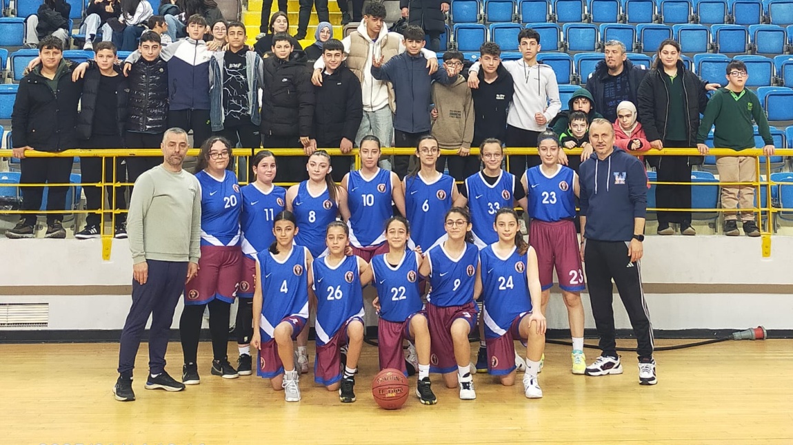 Yıldız Kız Basketbol Takımımız Trabzon Şampiyonu